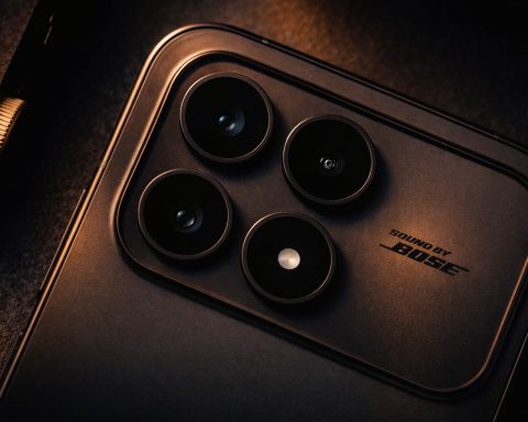 Poco F8 Pro Deal vs Poco F8 Ultra Overheating: What Latest Tests and Today’s Price Drops Mean for Buyers (Dec 29, 2025)