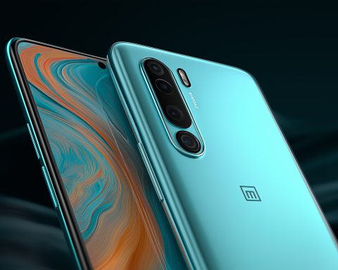 Massive Mobile Tech Shakeup: Apple’s “Awe Dropping” iPhone 17 Hype, Samsung’s AI Galaxy Launch, and Google’s Pixel 10 Revolution