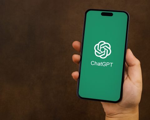 ChatGPT App’s Meteoric Rise Stalls: Downloads Dip and Daily Usage Tumbles as Rivals Surge