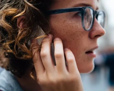 Telco Earthquake: 5G Rollouts, 6G Visions & Satellite Internet Set the World on Fire (Sept 30–Oct 1, 2025)