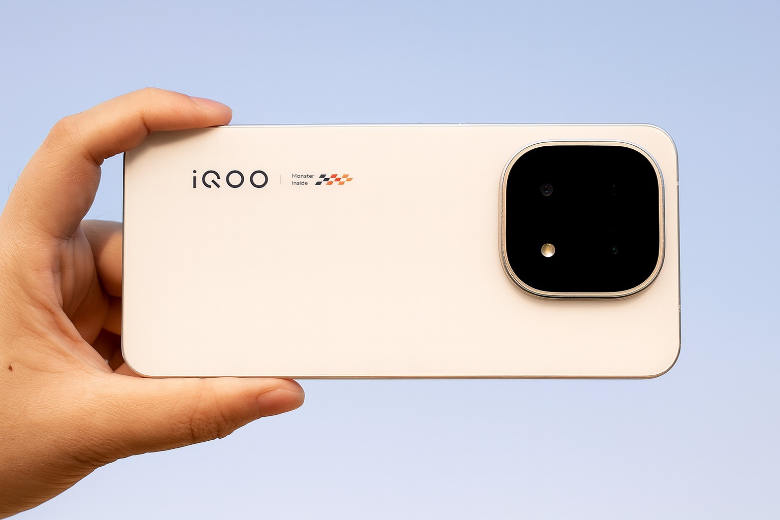 iQOO 15 vs OnePlus 15: Snapdragon 8 Elite Gen 5 Flagship Battle in India – Price, Specs & Reviews (28 Nov 2025) iQOO 15 vs OnePlus 15: Snapdragon 8 Elite Gen 5 Flagship Battle in India – Price, Specs & Reviews (28 Nov 2025)