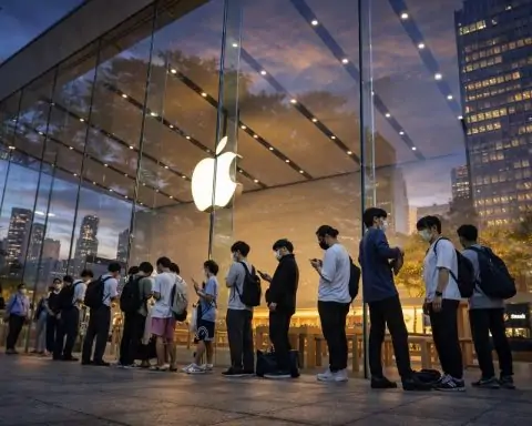 Japan’s New Mobile Software Competition Act Forces Apple and Google Changes: iOS 26.2 Opens Alternative App Stores, New Payments, and Choice Screens