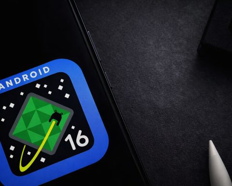 Google Pixel Camera Shake Bug Hits Android 16 QPR3 Beta 1: 50MP Mode Reportedly Broken on Some Phones (Dec 22, 2025)