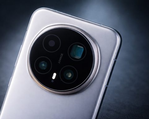 HONOR Magic8 Pro Cracks DXOMARK Top 5 With a 165 Camera Score as ‘Christmas Miracle’ AI Photo Fixes Grab Attention