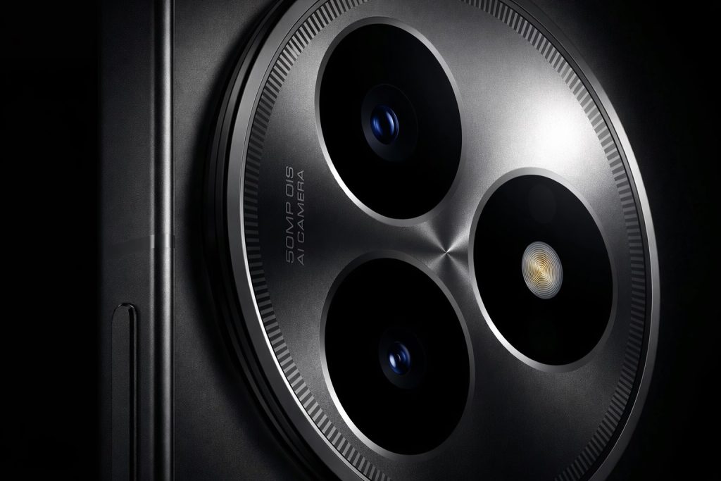 Xiaomi Redmi K90 Ultra leak hints at a built‑in cooling fan, IP68 protection, and an 8,000mAh+ battery