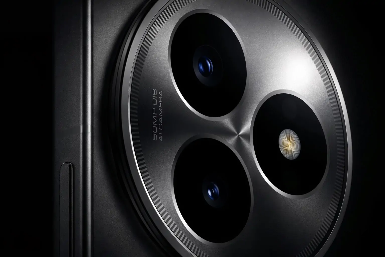 Xiaomi Redmi K90 Ultra leak hints at a built‑in cooling fan, IP68 protection, and an 8,000mAh+ battery