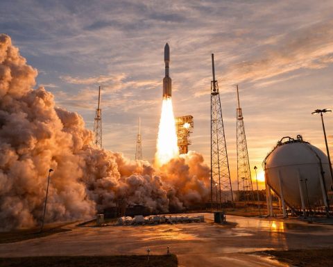 Bezos’ Blue Origin takes on Starlink with 5,408-satellite TeraWave network plan