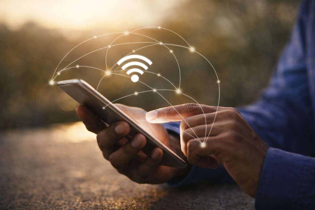 FCC loosens 6 GHz Wi‑Fi rules — new higher‑power outdoor devices get green light