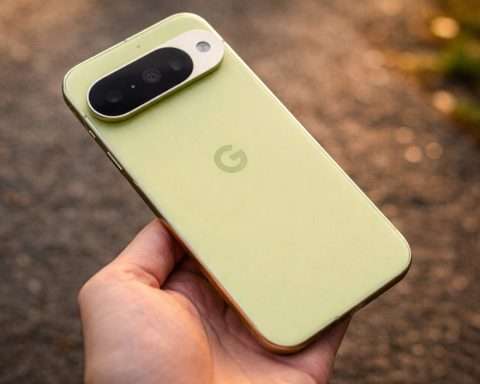 Google Pixel January 2026 update sparks Wi‑Fi, Bluetooth complaints as rollout widens