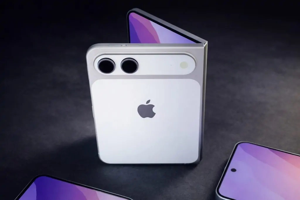 iPhone Fold Rumors on January 10, 2026: Samsung’s Crease‑Free OLED Seen at CES 2026, CoE Display Tech, and Apple’s Foldable Roadmap