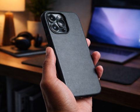 Apple rolls out surprise “Background Security” test update for iOS 26.3 and macOS Tahoe 26.3 betas