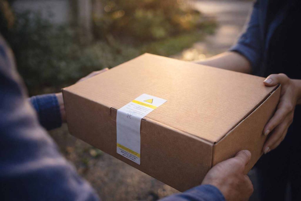 Importing a Chinese Smartphone in 2026: Hidden Costs, US Carrier Bands, and the New Price Squeeze