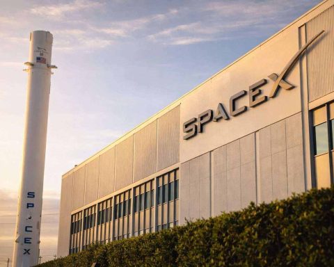 Musk’s next mega-merger? SpaceX talks with xAI ahead of IPO plans