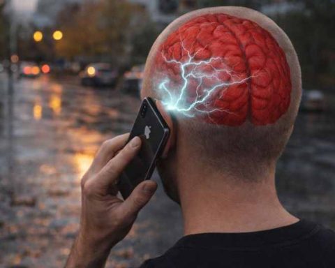 RFK Jr revives cellphone radiation debate with new HHS study after FDA pulls safety pages