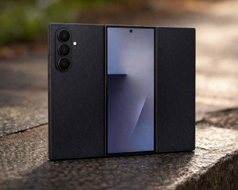 Samsung’s $2,899 Galaxy Z TriFold Sells Out Fast in the U.S. — What It Says About Premium Phones