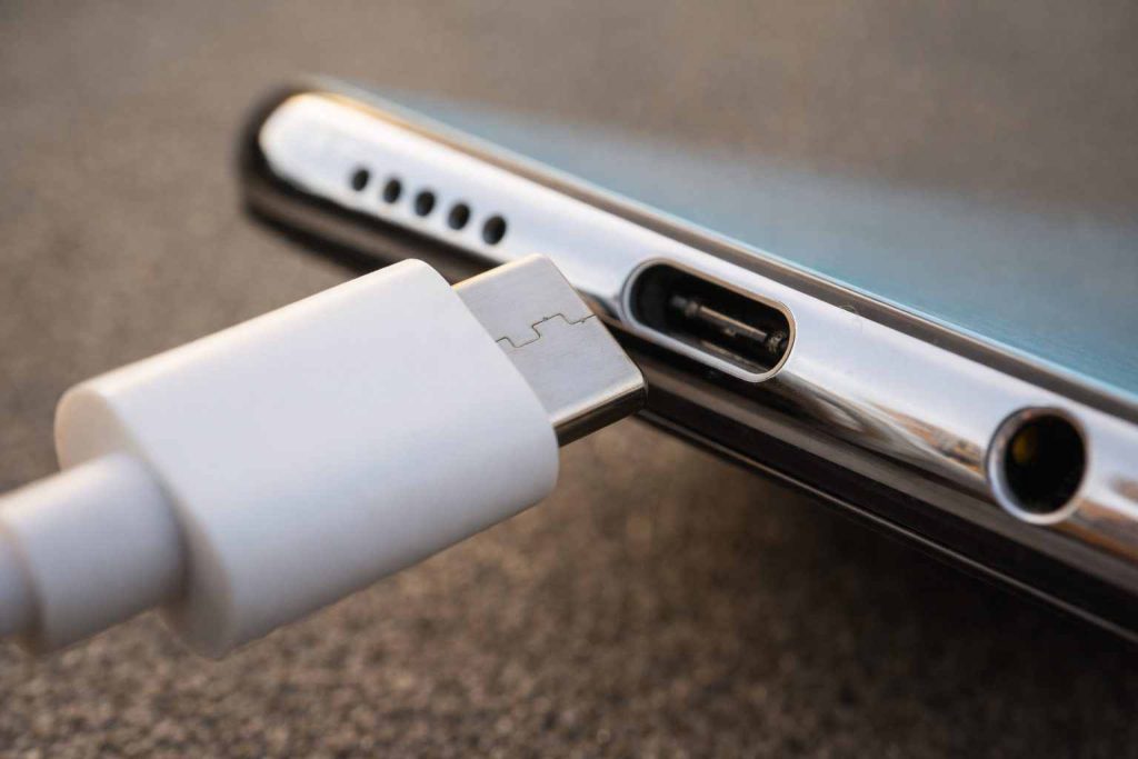 You’re Underusing Your Phone’s USB‑C Port — The Plug‑In Gadget Trend and South Korea Market Outlook
