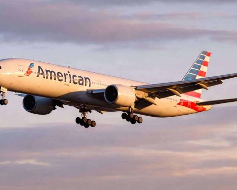 American Airlines stock on storm watch: 4,000 extra seats, oil dip and what AAL traders track next