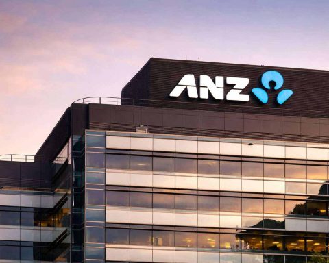 ANZ share price drops 3% after bank rally; focus shifts to RBA minutes this week