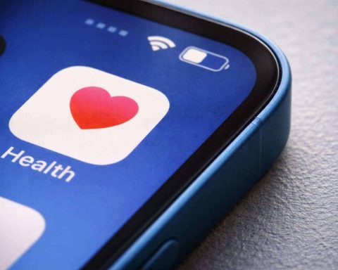 Apple dials back AI “Mulberry” health coach, shifts plan to smaller Health app updates