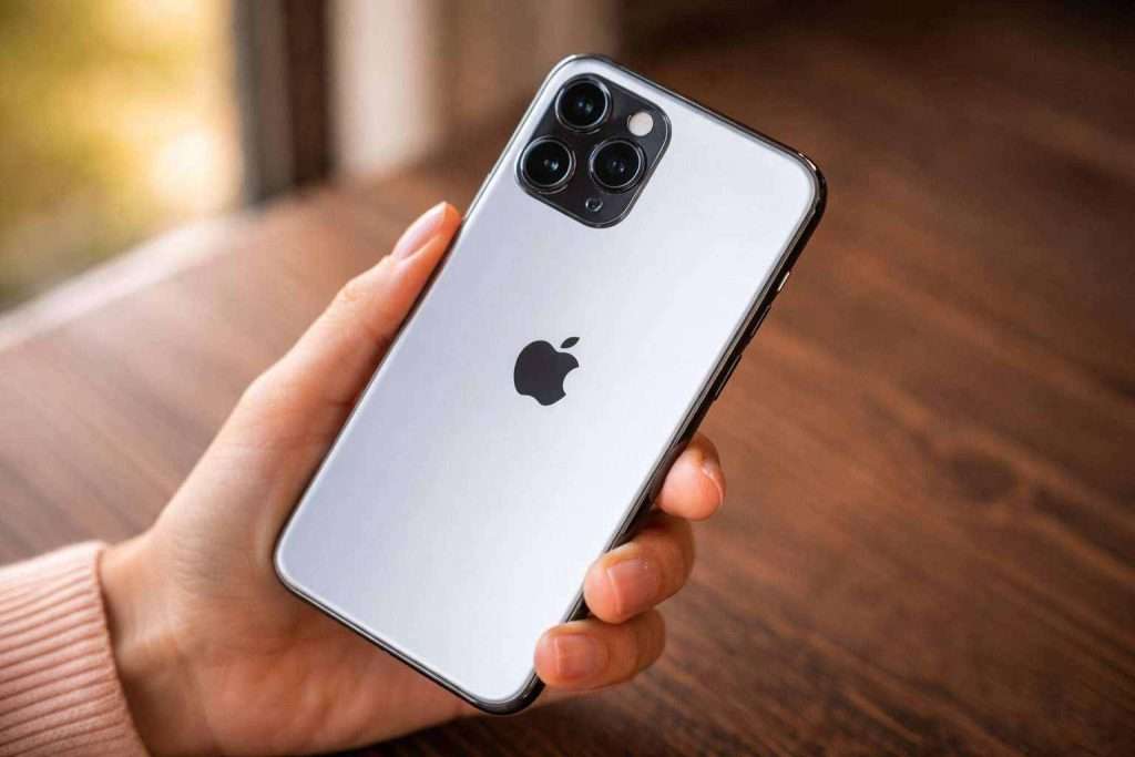 Apple iPhone Spyware Alert: New DarkSword Hack Could Still Reach Millions of Unpatched Devices