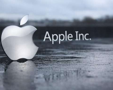 Apple stock drops as memory-chip ‘tsunami’ hits smartphone outlook; AAPL traders eye March launch week