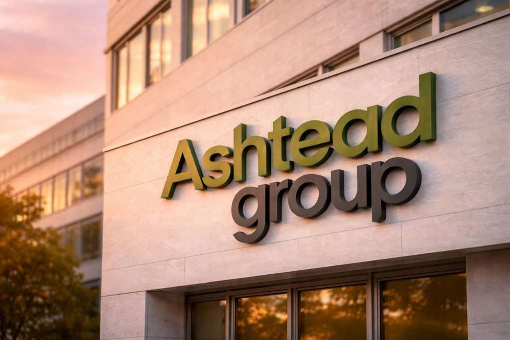 Ashtead share price slips into the weekend as buyback ticks on and March NYSE switch looms