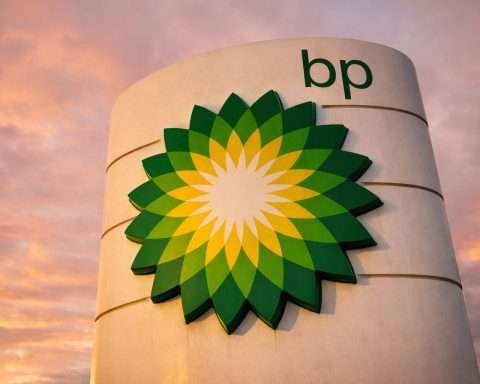 BP share price set for another test after buyback halt: debt targets and dividend dates in focus