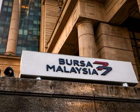 Bursa Malaysia stocks: FBM KLCI ends flat near 1,753 — what to watch before Monday’s open