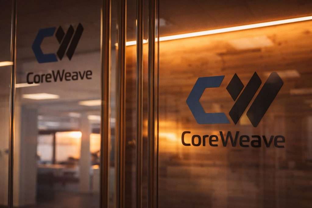 CoreWeave stock slides nearly 8% as insider sales and data-center funding jitters hit CRWV