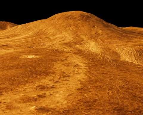 Hidden tunnel on Venus? Old Magellan radar points to a giant lava tube