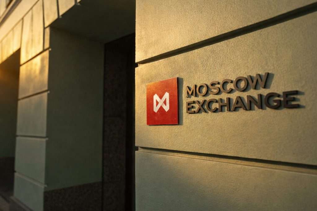 Holiday week on Moscow Exchange: Oil, sanctions and Sberbank results set the next move for MOEX index