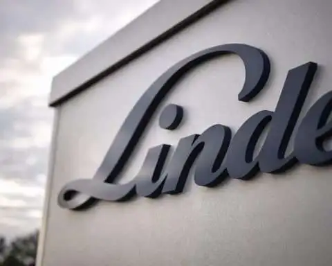 Linde (LIN) stock price ticks higher after SEC sale notice; traders eye what’s next