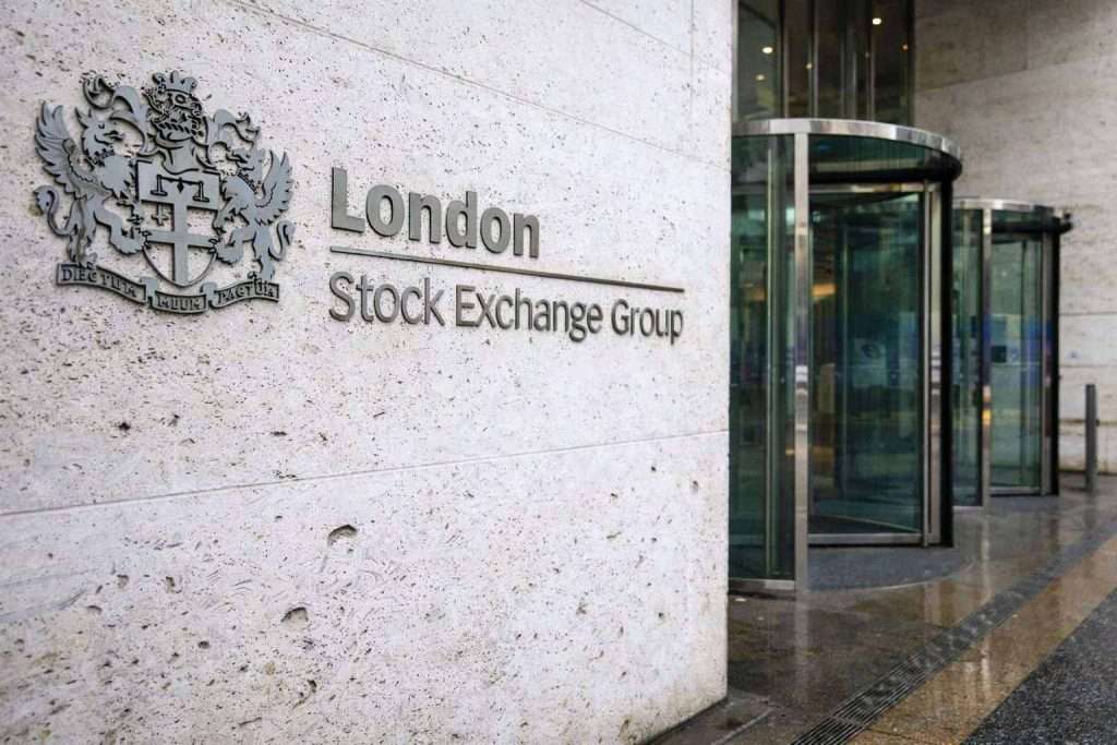 London Stock Exchange Group plc share price rises as fresh buyback puts LSEG back in focus