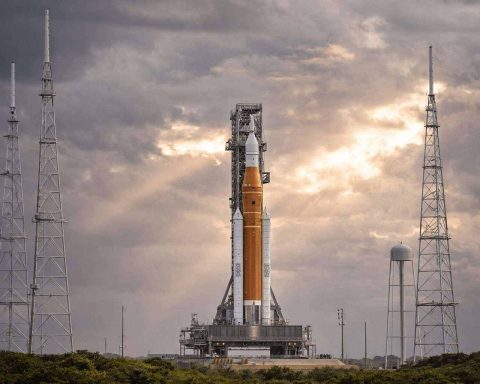 NASA’s Artemis II Countdown Hits Critical Stage With Key Fueling Rehearsal Set for Monday