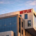 Netflix stock steadies premarket as Paramount lifts Warner bid and Trump heat hangs over NFLX