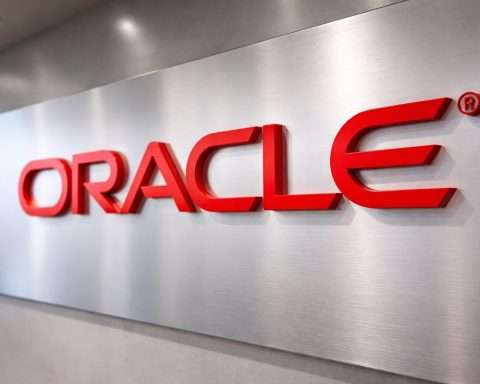 Oracle (ORCL) stock slides as OpenAI’s $100 billion fundraise and Nvidia earnings loom