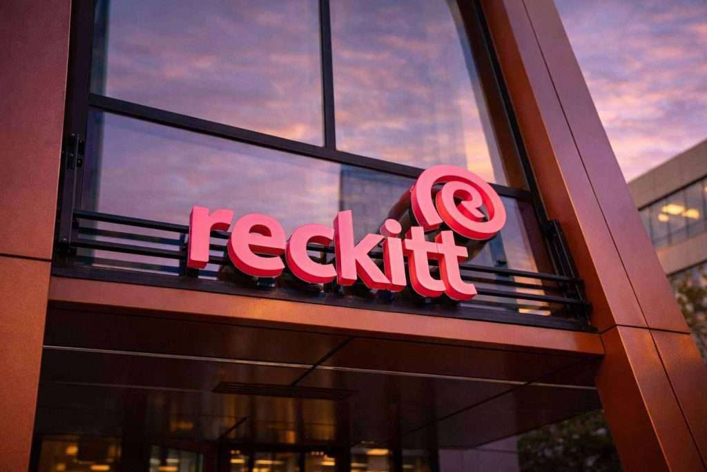 Reckitt Benckiser stock price slips again as £540 million buyback fails to calm margin worries