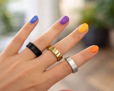 Samsung Galaxy Ring battery swelling scare returns after user calls it a “ticking time bomb”