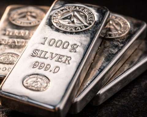 Silver price surges 5% after Tuesday dip as Fed minutes and geopolitics whip metals