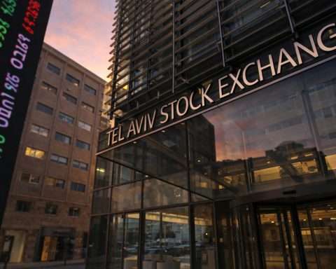 Tel Aviv stocks face a loaded week: TA-35 eyes Bank of Israel call as Teva catalyst lands