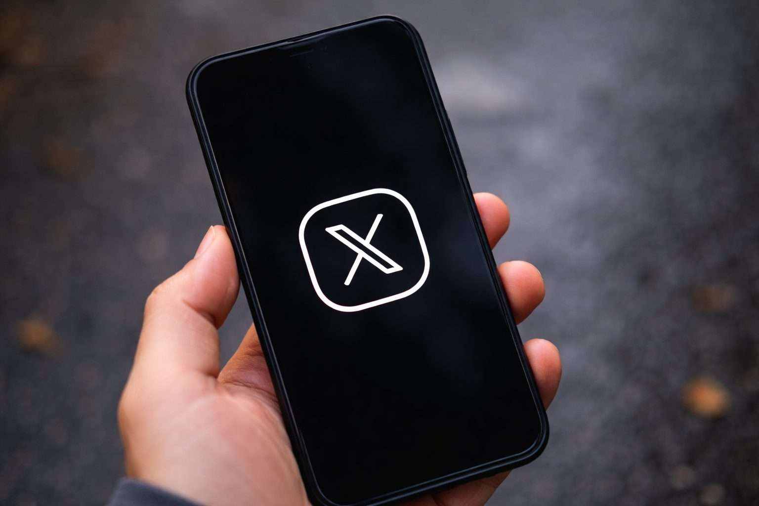 X outage: Elon Musk’s platform, formerly Twitter, back after Downdetector flags thousands of U.S. reports