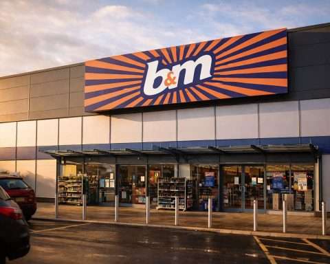B&M European Value Retail PLC Stock Falls 4% Even as BlackRock Lifts Stake, Turnaround Doubts Persist