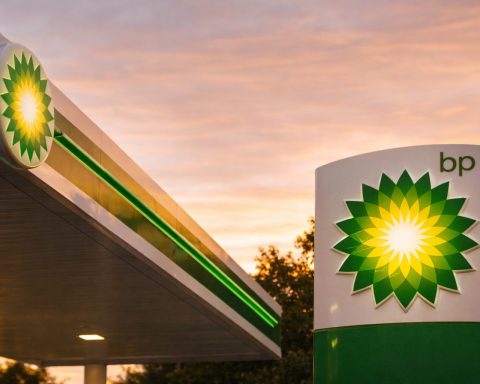 BP Stock Price Today: Shares Rise as Oil Rebounds, Climate Challenge Adds Fresh Pressure