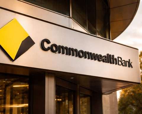 Commonwealth Bank of Australia Share Price Rises After RBA Hike, but Split Vote Clouds Outlook