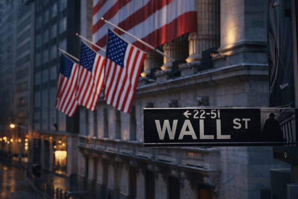 Dow, S&P 500 and Nasdaq Soar on Trump Hormuz Shift, but Oil Risk Lingers