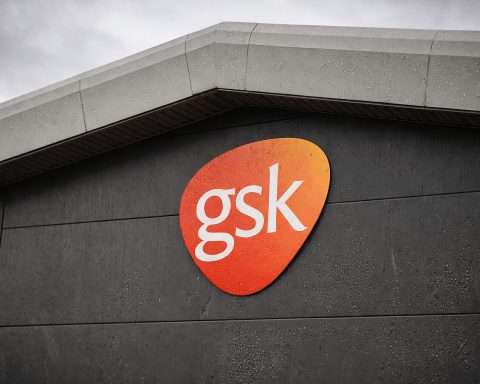 GSK Stock Slips After FDA Nod for Lynavoy Unlocks $100 Million Milestone