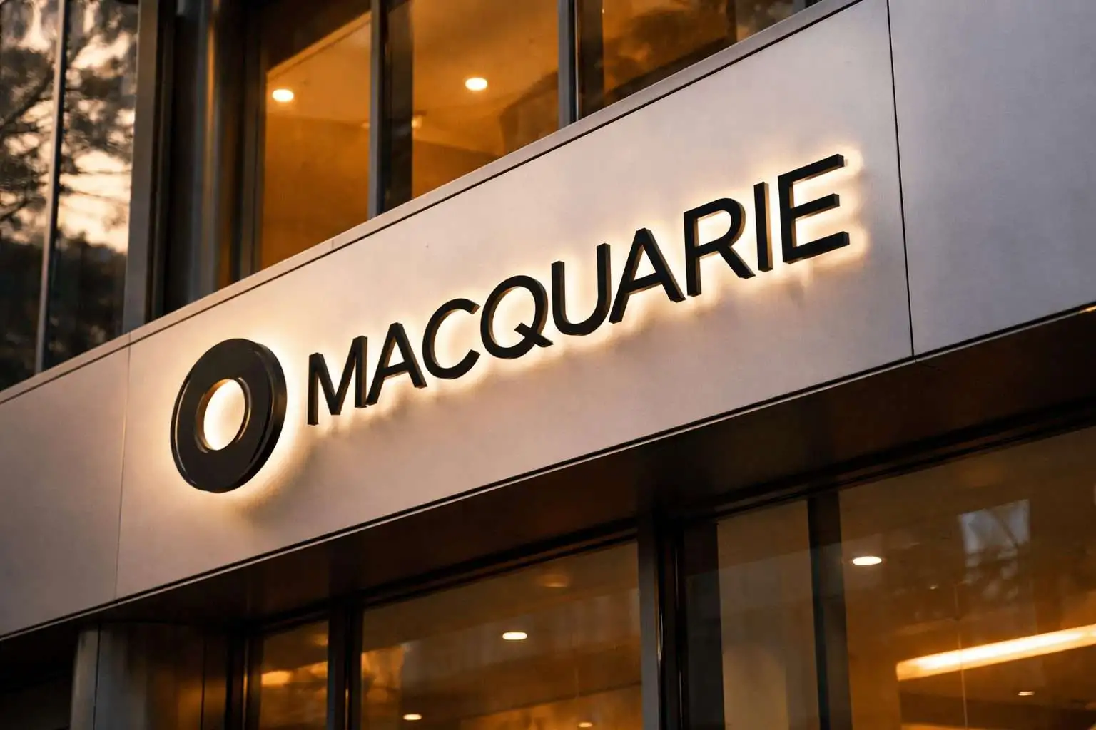 Macquarie Group Stock Price Falls to A$194.99 as Rates, Gulf Deal Risks Weigh