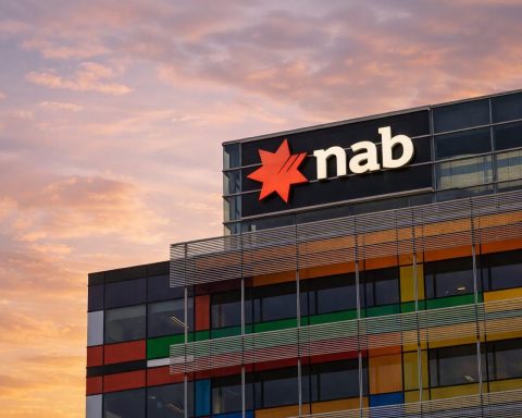 National Australia Bank Survey Shows Australian Business Confidence Turns Negative After RBA Hike