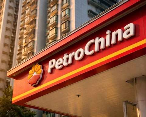 PetroChina Profit Falls as Lower Oil Prices Bite, but 2026 Spending Still Rises