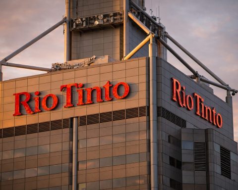 Rio Tinto plc Restarts Pilbara Ports After Cyclone Narelle, Holds 2026 Iron Ore Guidance